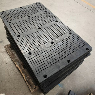 黒色 優れたゴムスクリーンパネル 40*8mm 産業用振動スクリーン
